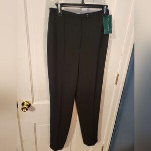 Harve Benard woman's black dress pants size 6 NWT